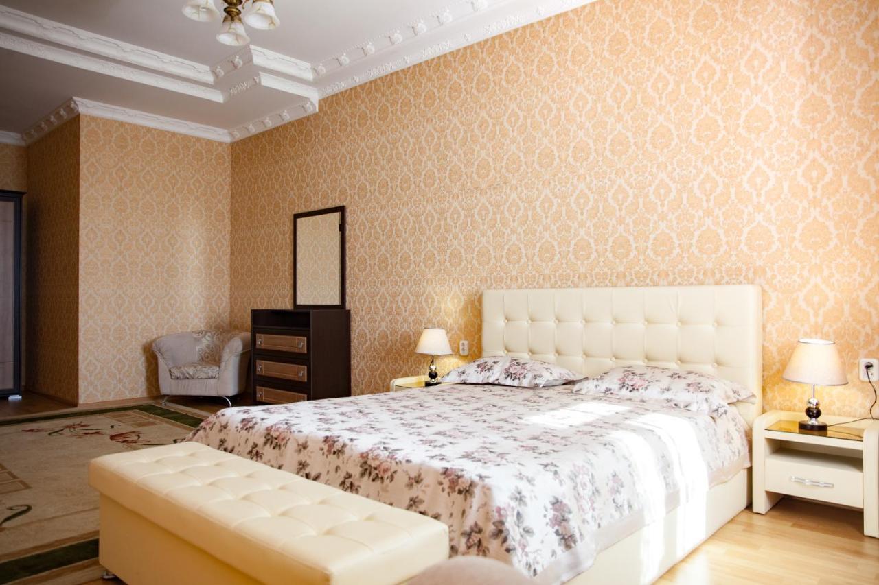 Ak Samal Hotel คารากันดี ภายนอก รูปภาพ
